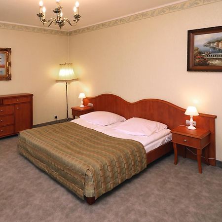 Bialy Dom Henlex Hotel Restauracja Poznań Eksteriør bilde