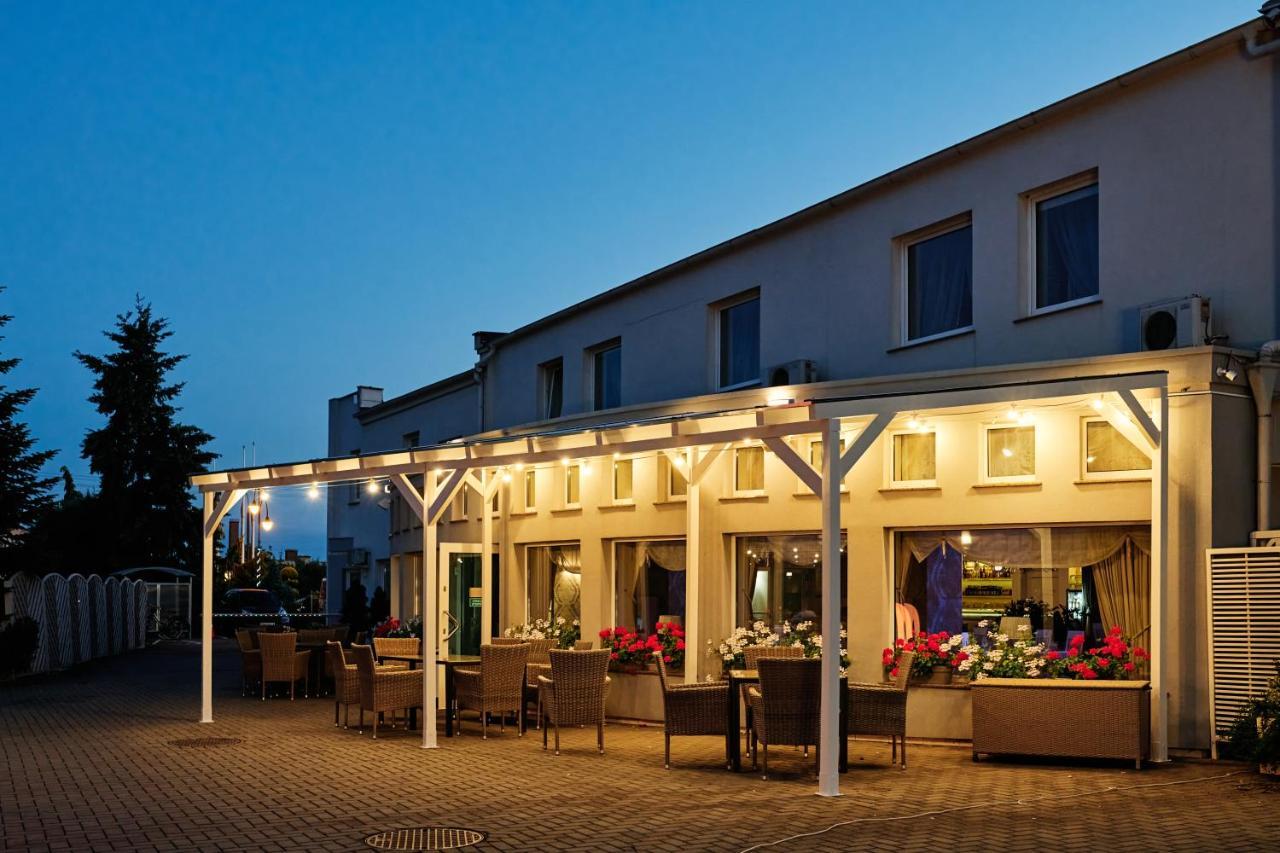 Bialy Dom Henlex Hotel Restauracja Poznań Eksteriør bilde