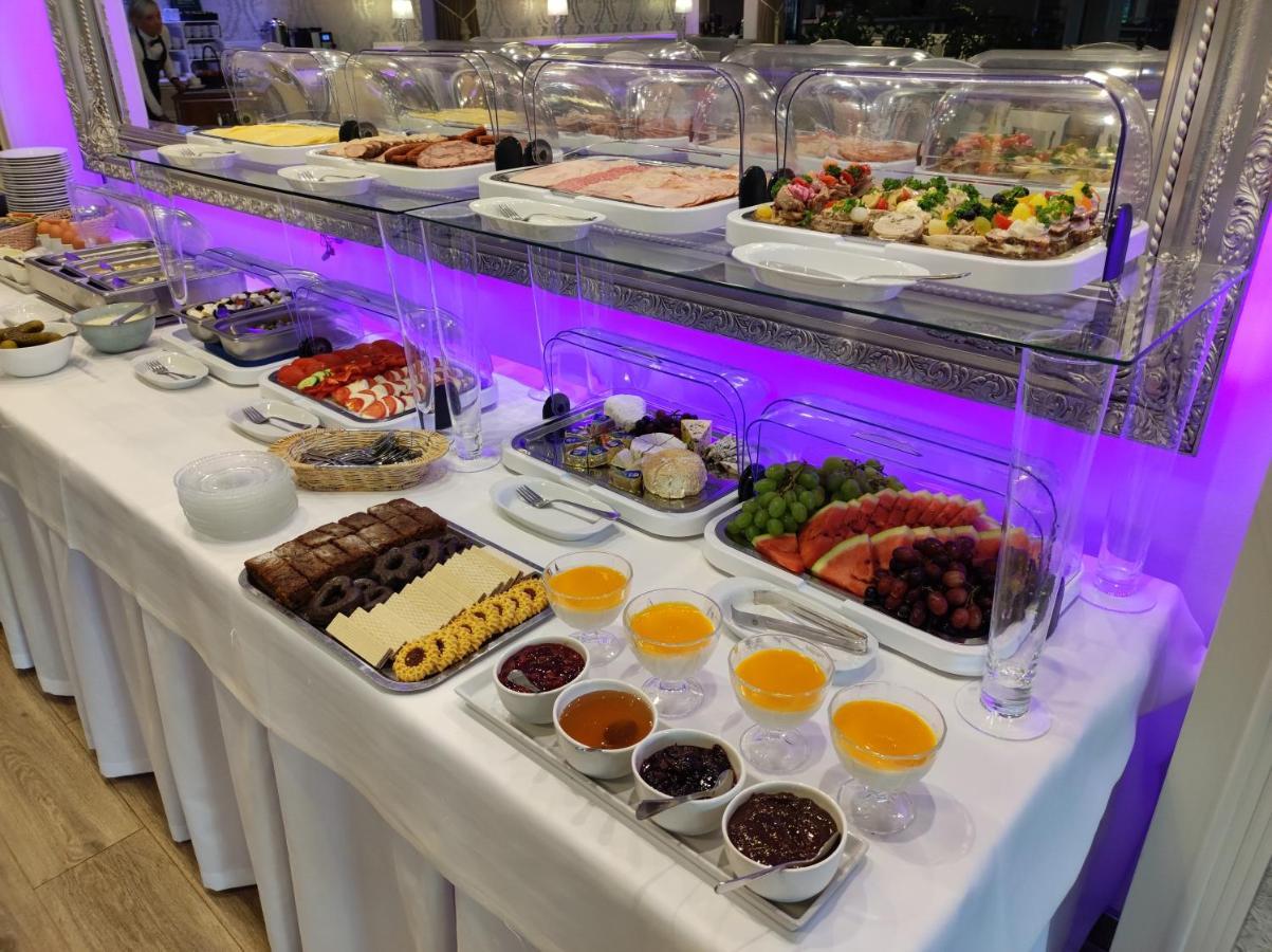 Bialy Dom Henlex Hotel Restauracja Poznań Eksteriør bilde