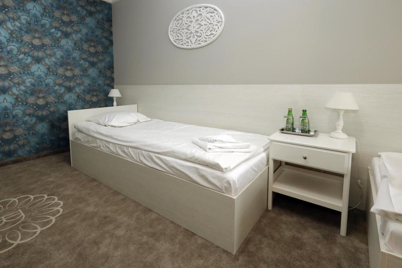 Bialy Dom Henlex Hotel Restauracja Poznań Eksteriør bilde