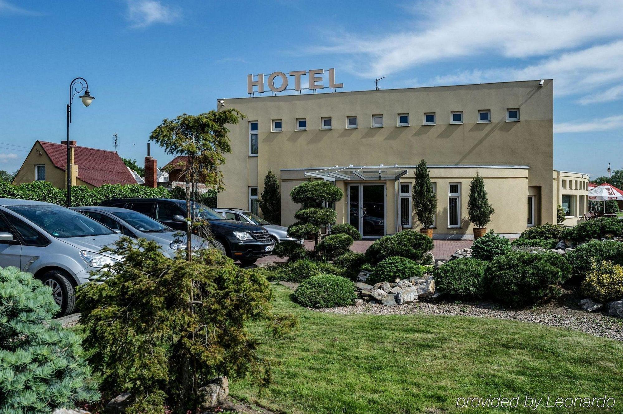 Bialy Dom Henlex Hotel Restauracja Poznań Eksteriør bilde