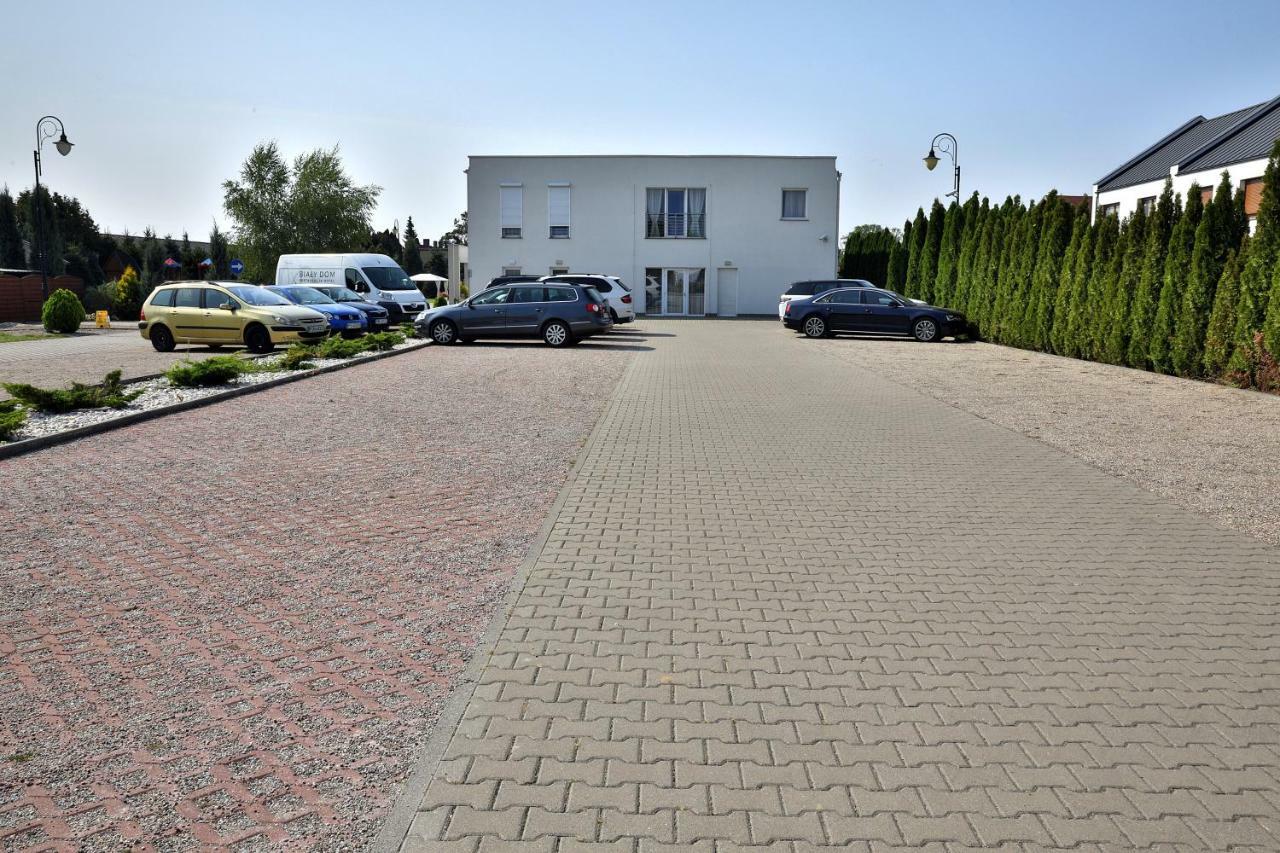 Bialy Dom Henlex Hotel Restauracja Poznań Eksteriør bilde